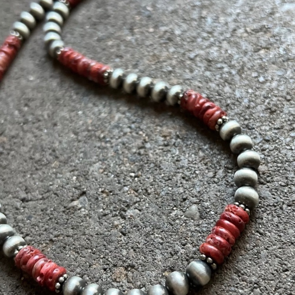 Sterling Silver Red Spiny Oyster W Pearls Bead Necklace. 18 inch - Picture 12 of 12
